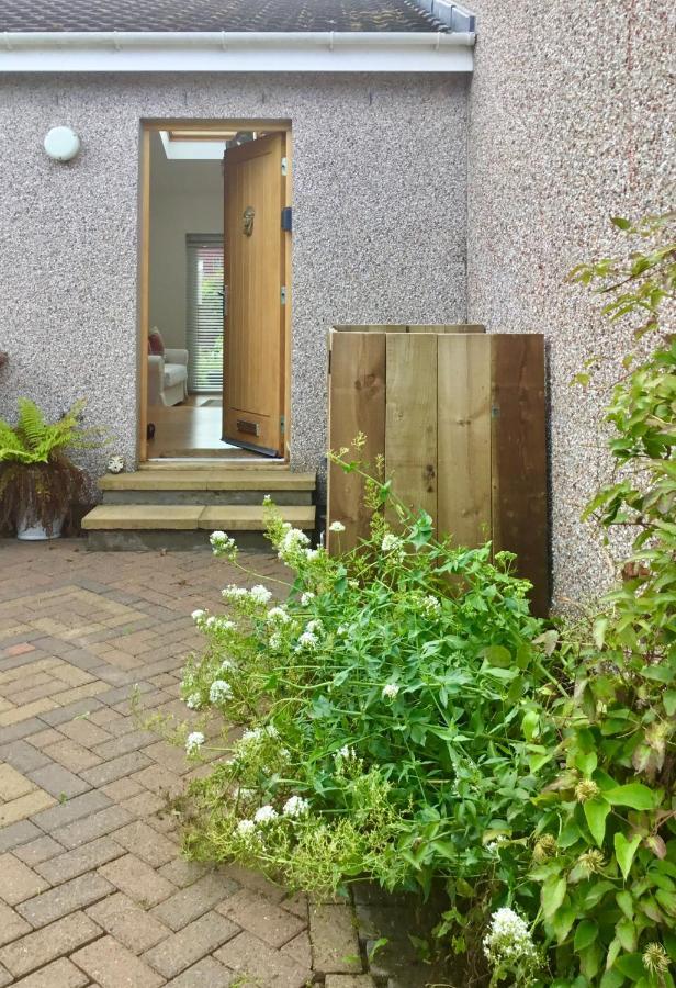 Shamerbrea The Foodie B&B Inverness Exterior photo